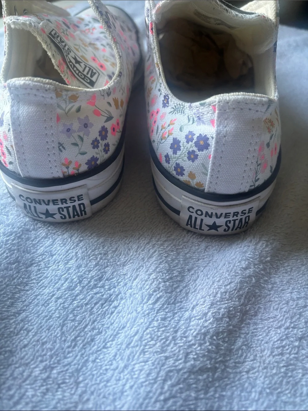 Converse Kids Floral Slip-On Sneakers - White with Pink, Purple & Yellow